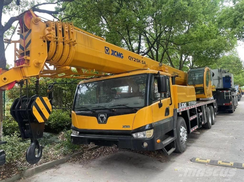 XCMG XCT25 Visurgājēji celtņi