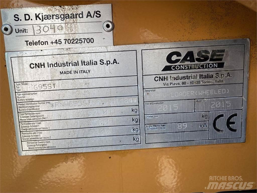 CASE 695 ST Ekskavatori-iekrāvēji
