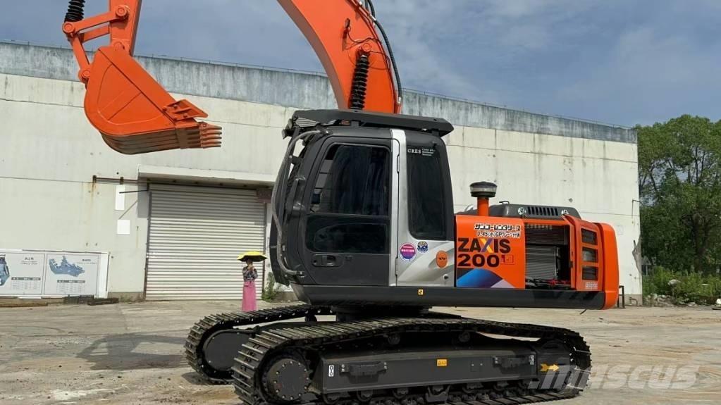 Hitachi ZX 200-3 G Kāpurķēžu ekskavatori