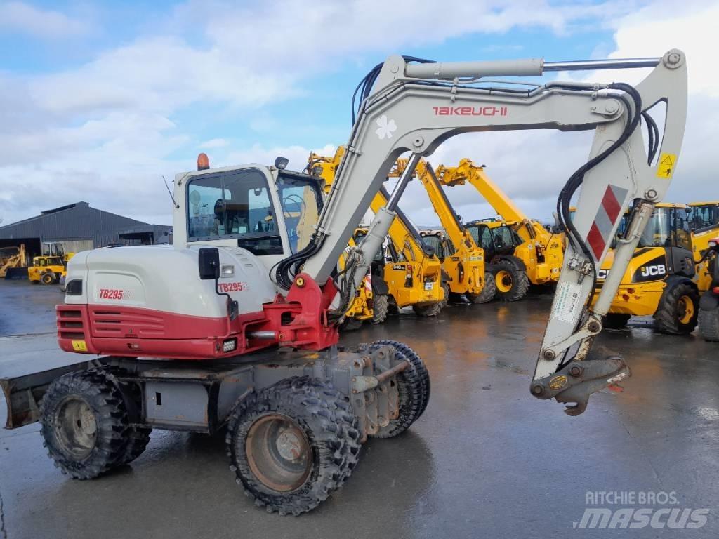 Takeuchi TB 295 W Ekskavatori uz riteņiem