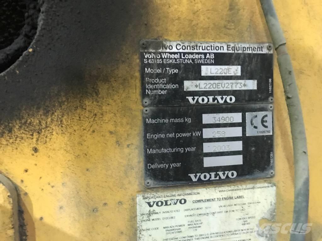 Volvo L 220 E Iekrāvēji uz riteņiem