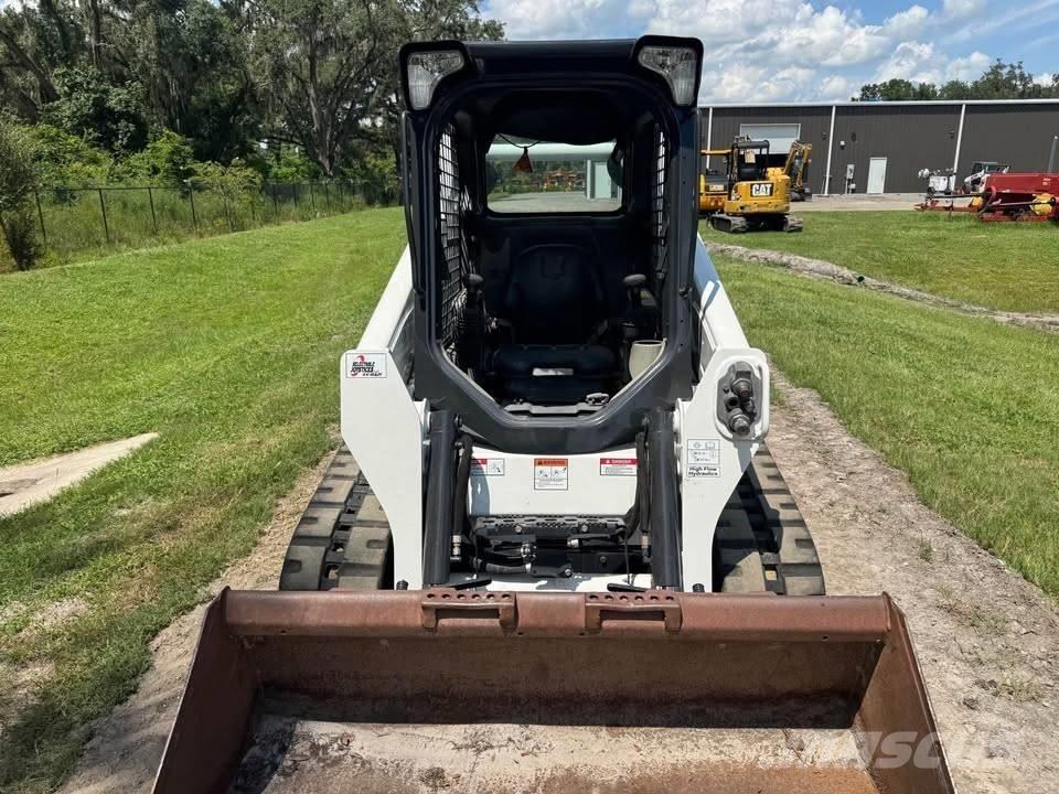 Bobcat T 590 Lietoti riteņu kompaktiekrāvēji