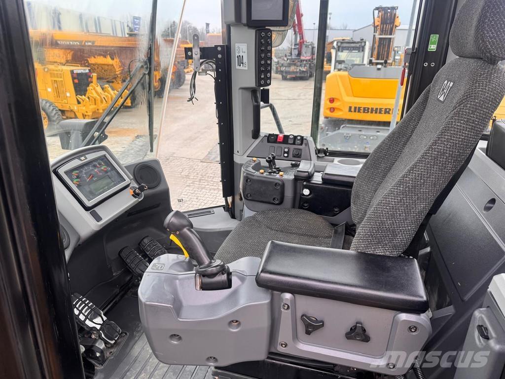 CAT 950M NVT Iekrāvēji uz riteņiem