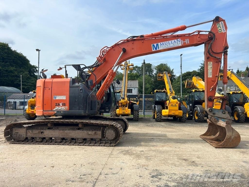 Hitachi ZX225 USLC-6 Kāpurķēžu ekskavatori