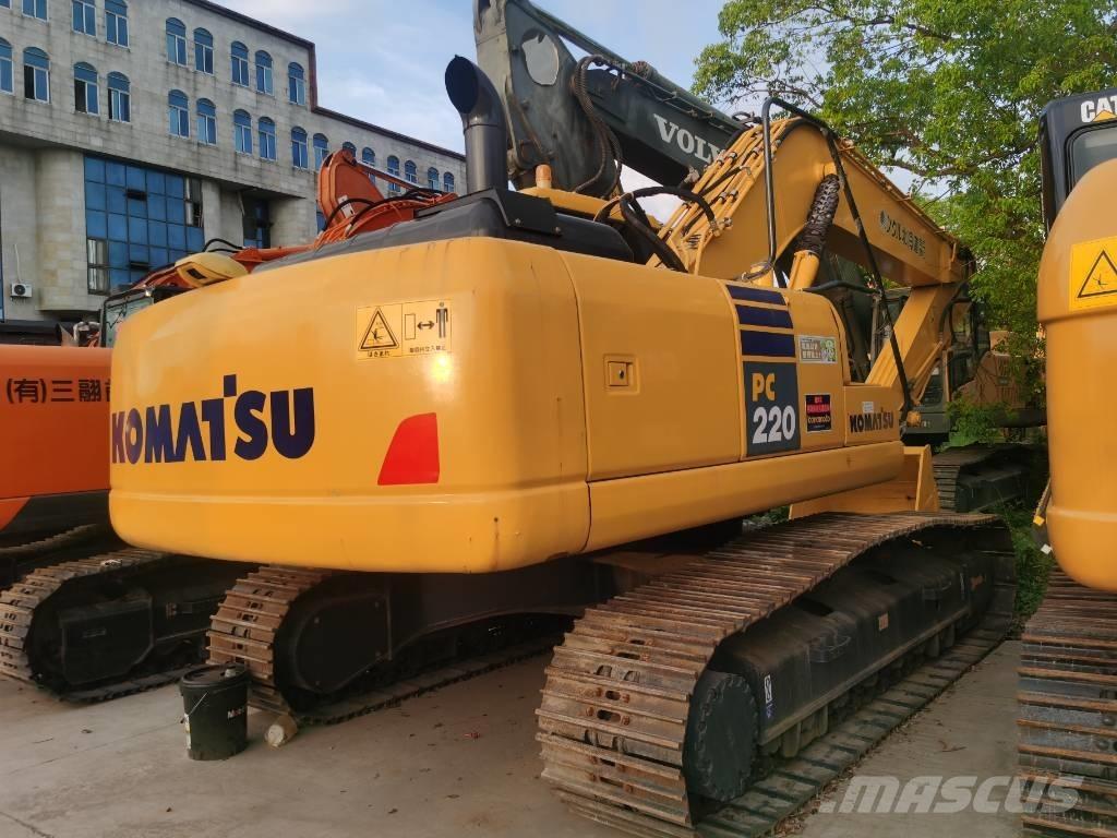 Komatsu PC 220-7 Kāpurķēžu ekskavatori