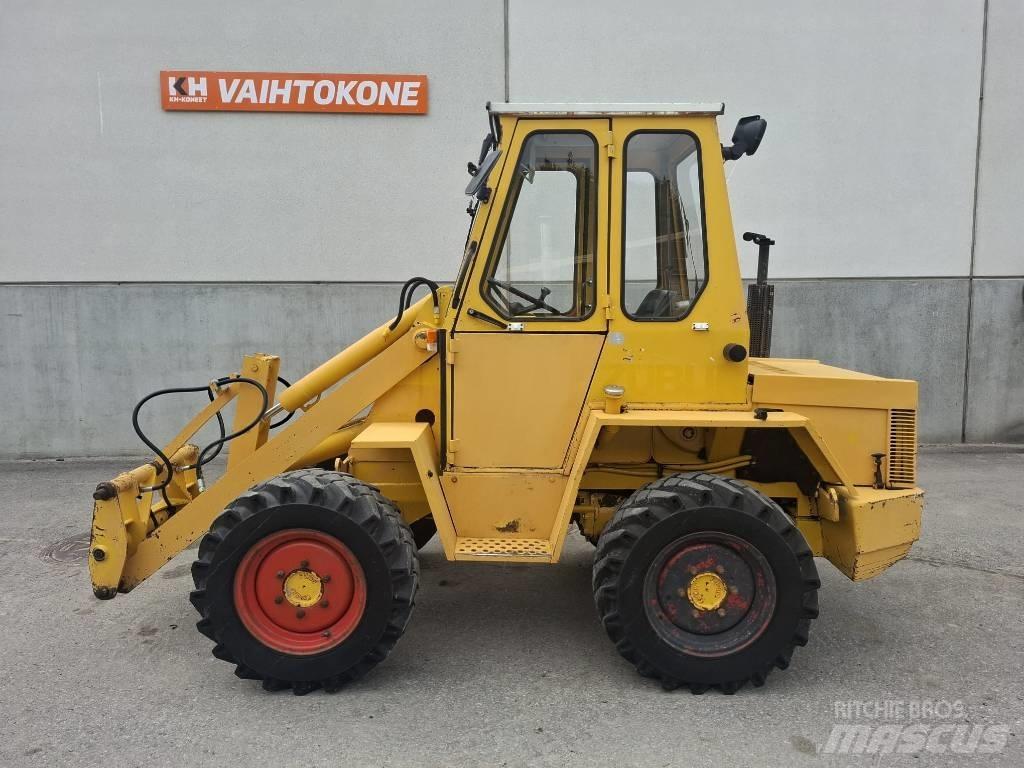 Kramer 212 Iekrāvēji uz riteņiem