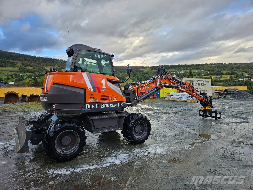 Hitachi ZX 95 W-7 Ekskavatori uz riteņiem