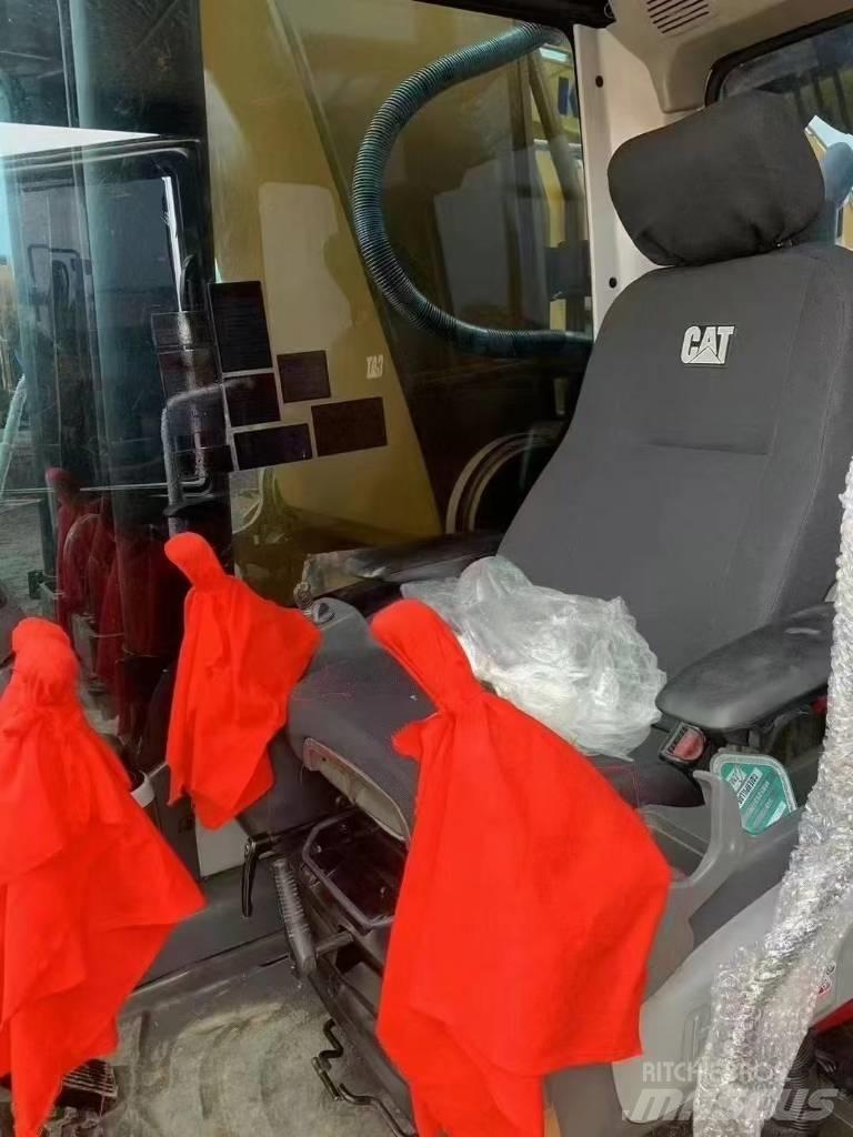 CAT 349D2 Kāpurķēžu ekskavatori
