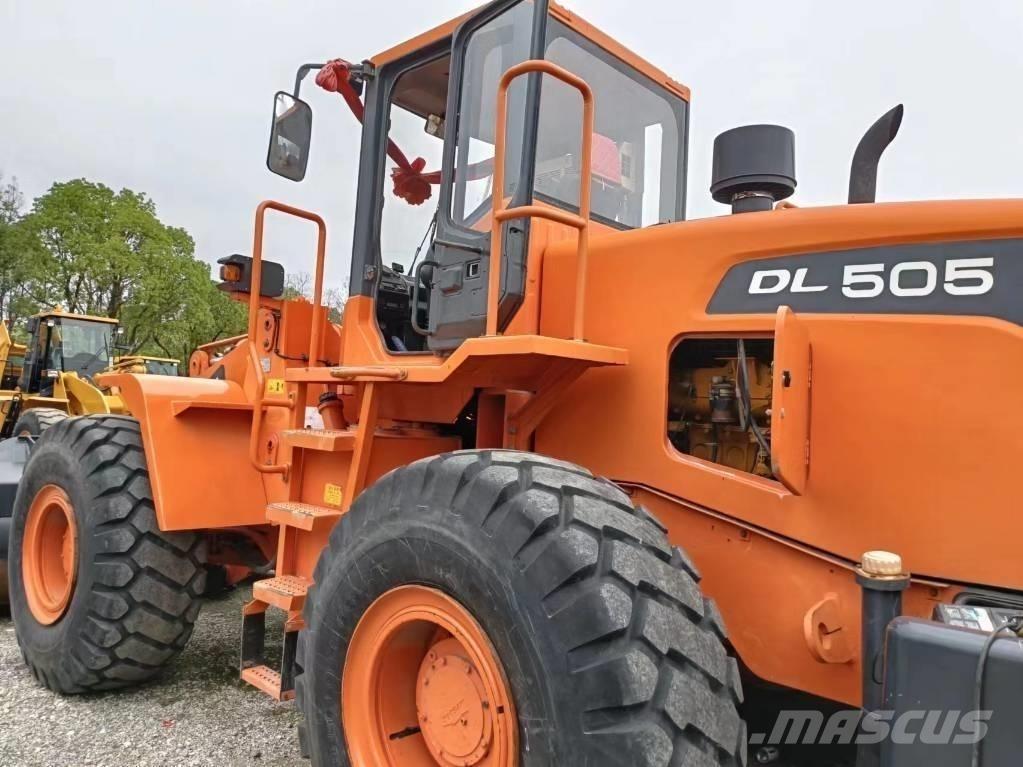 Doosan DL505 Iekrāvēji uz riteņiem