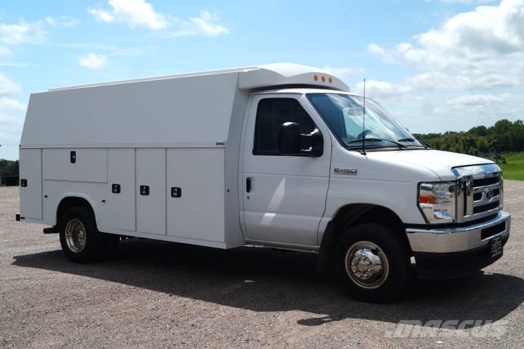 Ford E 450 Vieglais kravas automobilis/izkraušana no sāniem