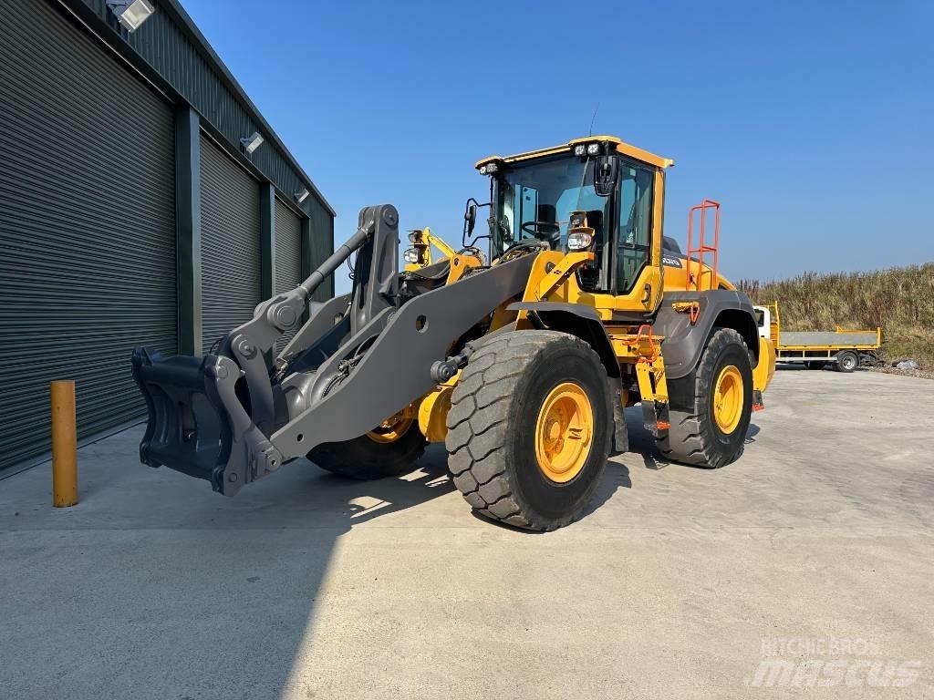 Volvo L 120 H Iekrāvēji uz riteņiem