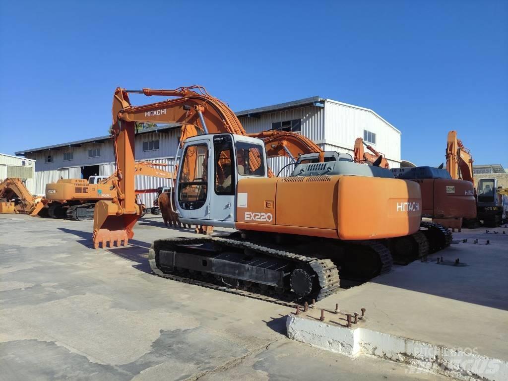 Hitachi EX 220-5 Kāpurķēžu ekskavatori