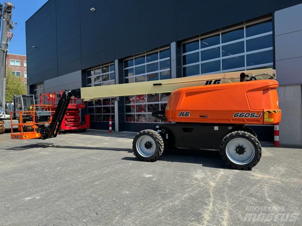 JLG 660SJ Teleskopiskie pacēlāji