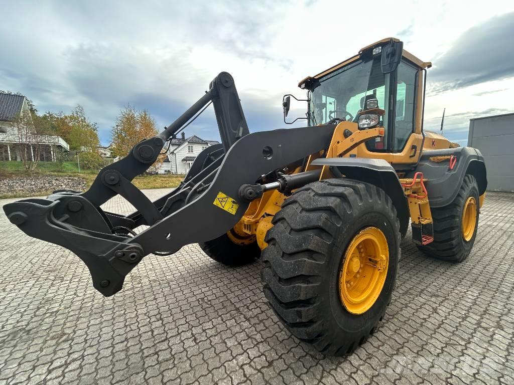 Volvo L110H Iekrāvēji uz riteņiem