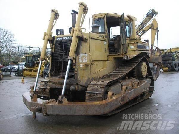 CAT D8N Kāpurķēžu buldozeri