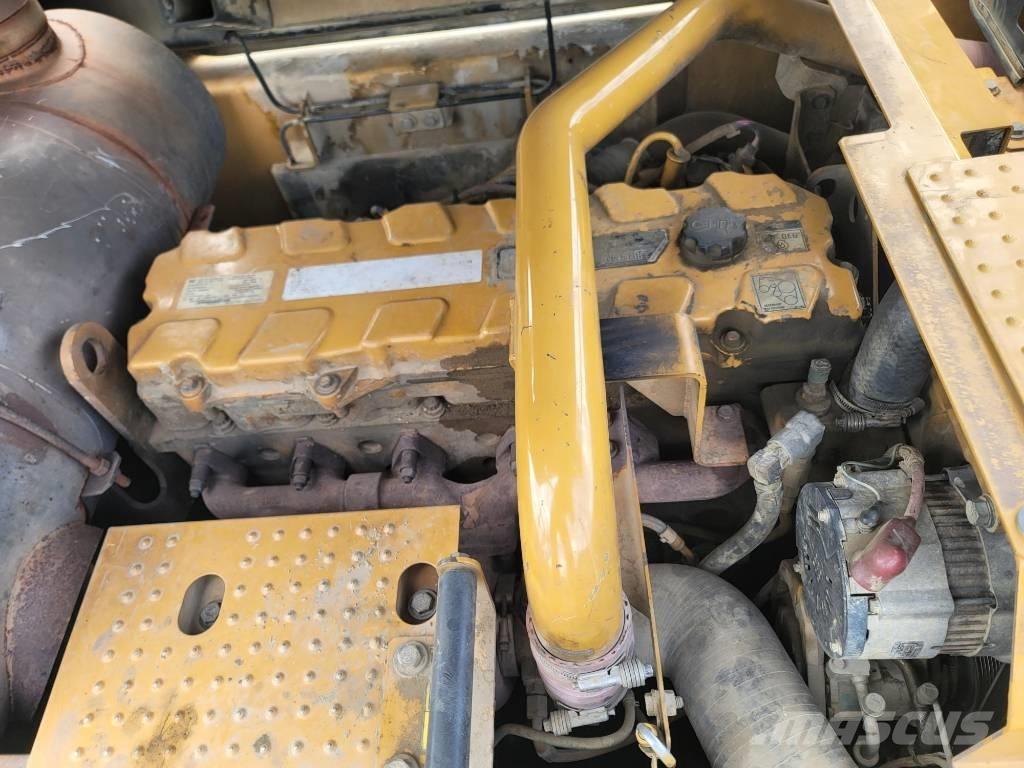 CAT 336D2L Kāpurķēžu ekskavatori