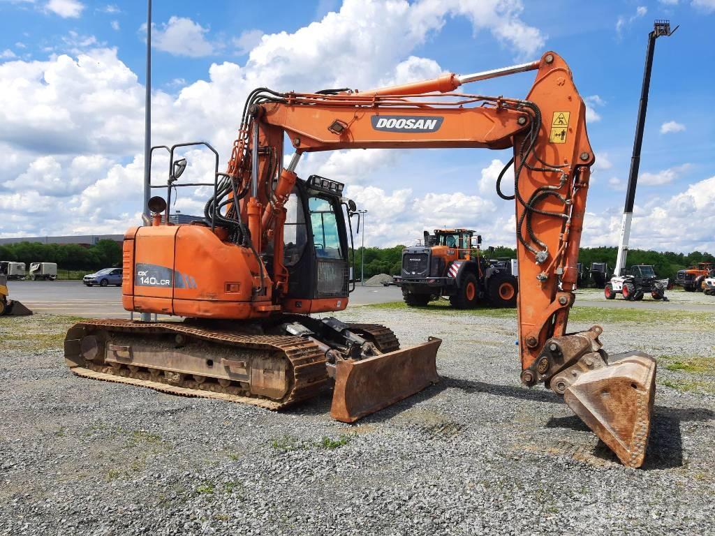 Doosan DX 140 LCR-3 Kāpurķēžu ekskavatori