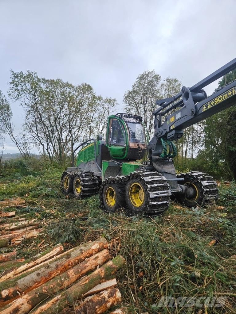 John Deere 1270G 8WD Harvesteri