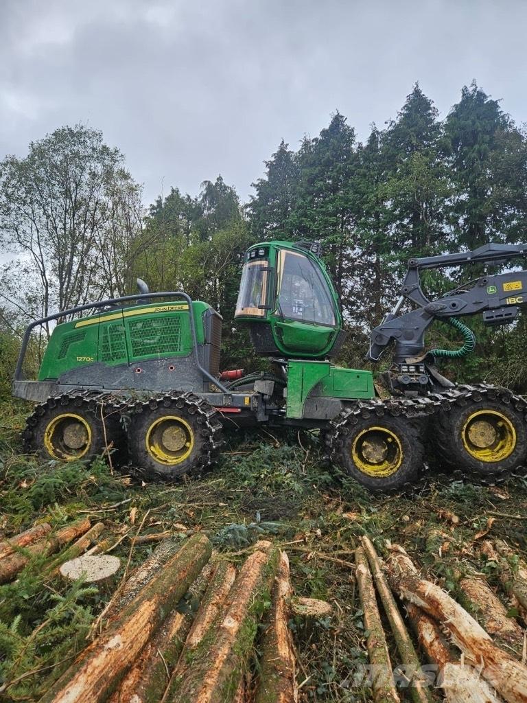John Deere 1270G 8WD Harvesteri