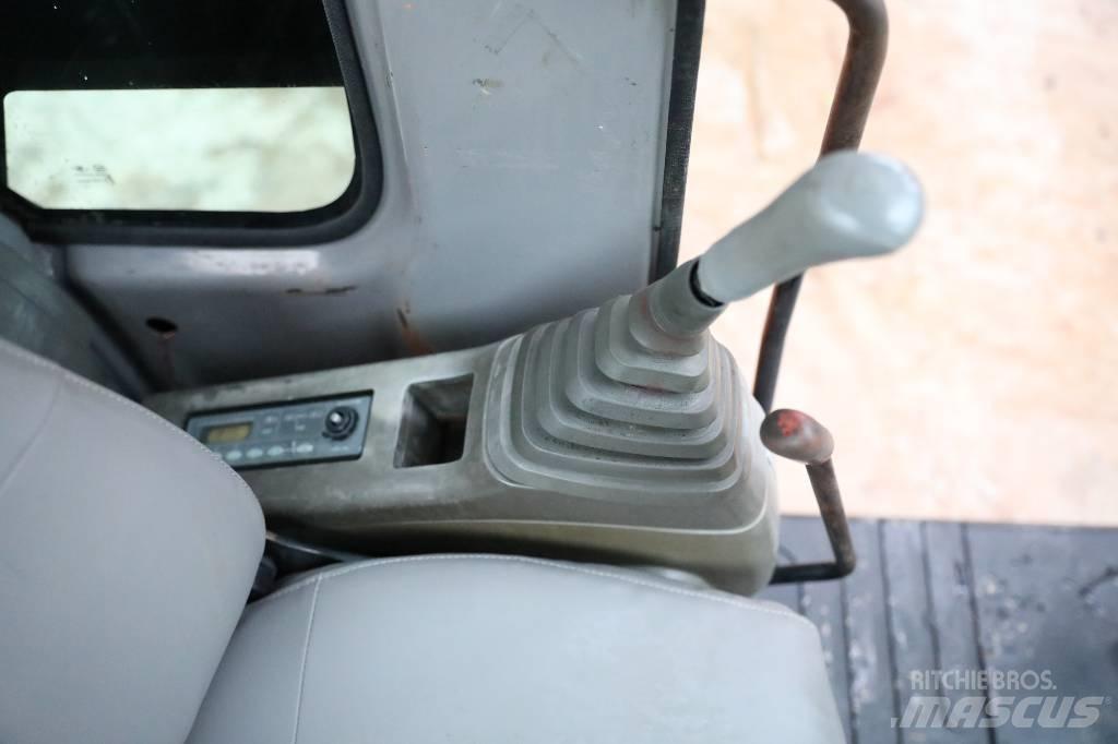 Hitachi ZX 70 Kāpurķēžu ekskavatori