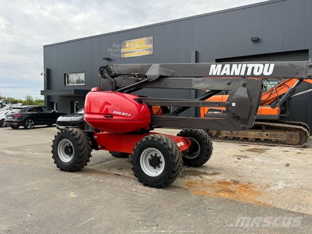 Manitou ATJ 200 Teleskopiskie pacēlāji