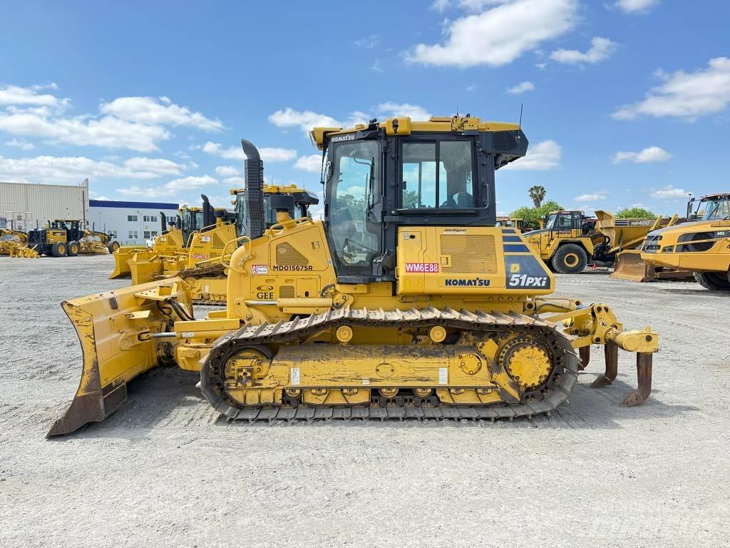 Komatsu D51PXi-24 Kāpurķēžu buldozeri
