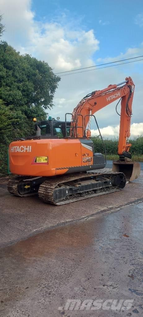 Hitachi ZX130-7 Kāpurķēžu ekskavatori
