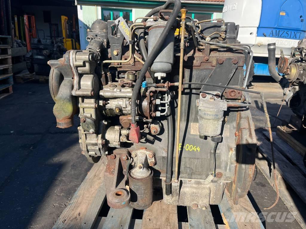 Perkins 1004 E-0044 Dzinēji