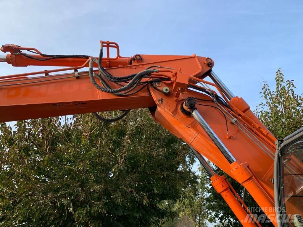 Hitachi ZAXIS 240-N3 Kāpurķēžu ekskavatori