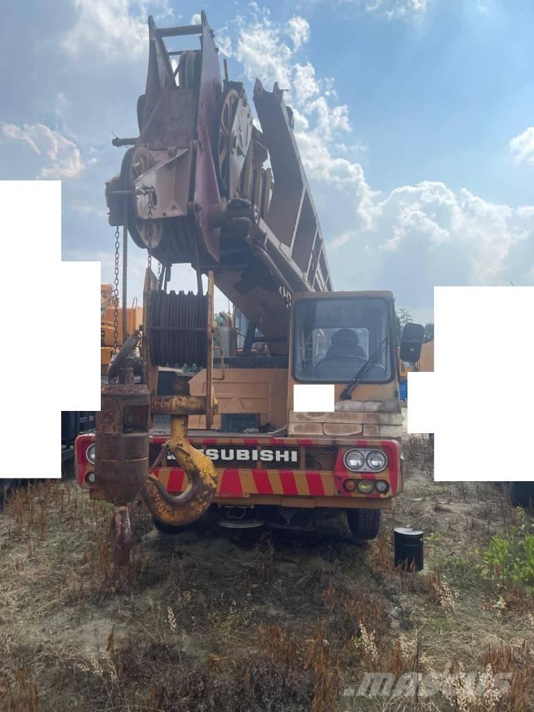 Hyundai HC 50 Kāpurķēžu ceļamkrāni