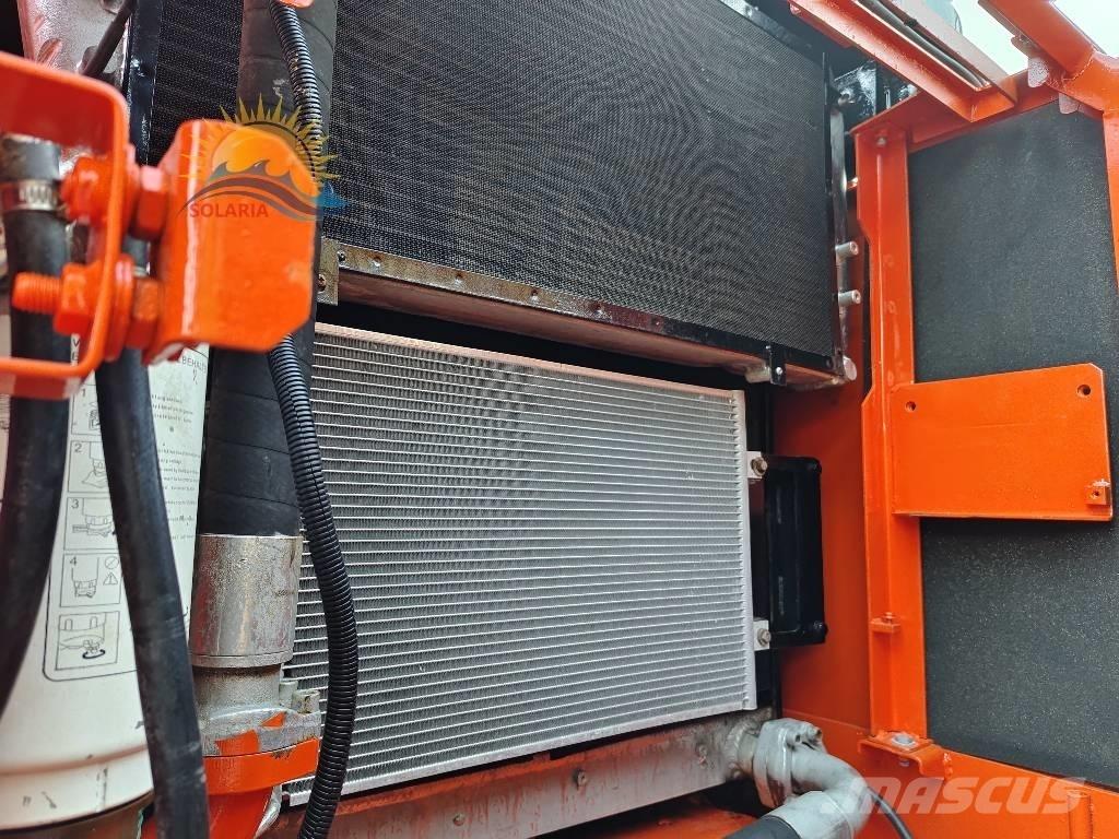 Doosan DX 300 LC Kāpurķēžu ekskavatori