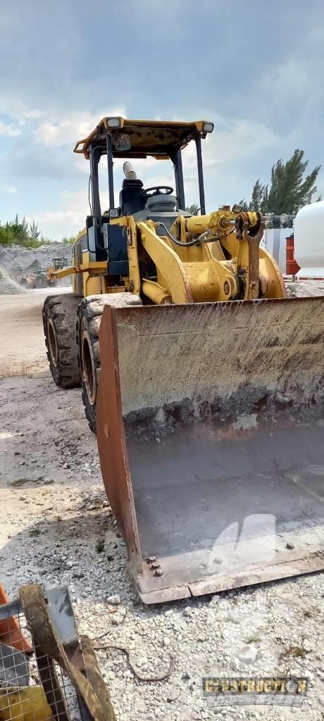 CAT 938 G Iekrāvēji uz riteņiem