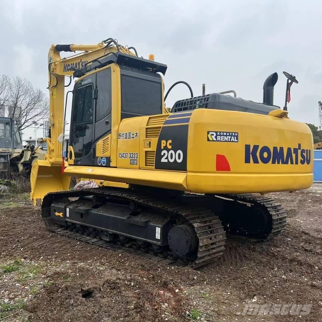 Komatsu pc200-8 Kāpurķēžu ekskavatori