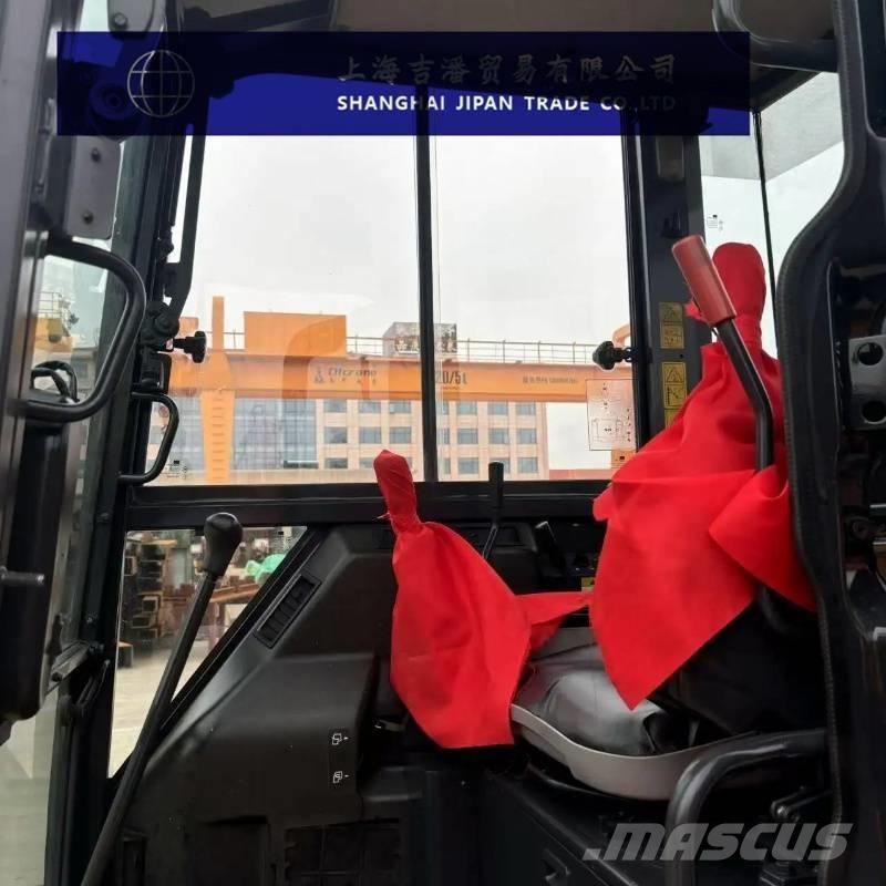 Komatsu PC 55 MR Kāpurķēžu ekskavatori