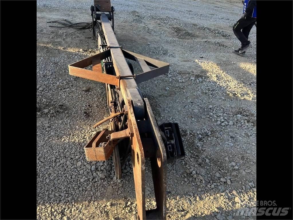 Loglift 210 Mežizstrādes mašīnu krāni