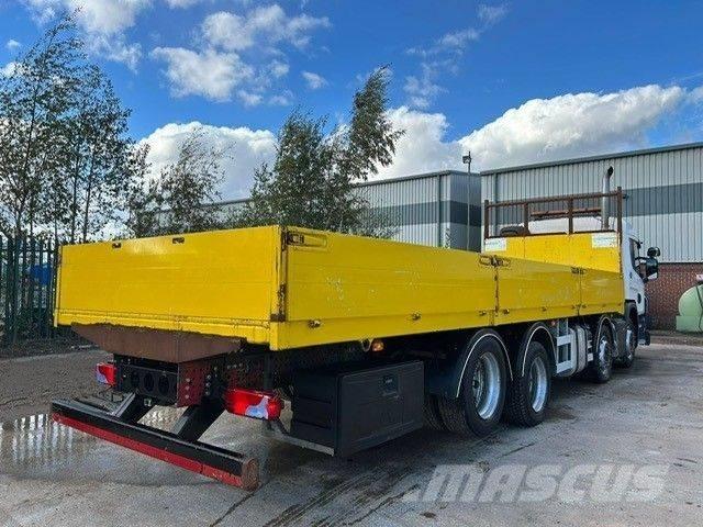 Scania P 320 Platformas/izkraušana no sāniem