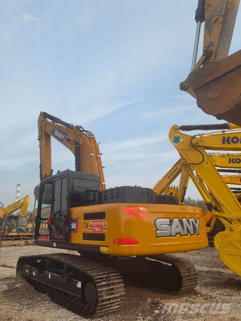 Sany SY 215 C Kāpurķēžu ekskavatori