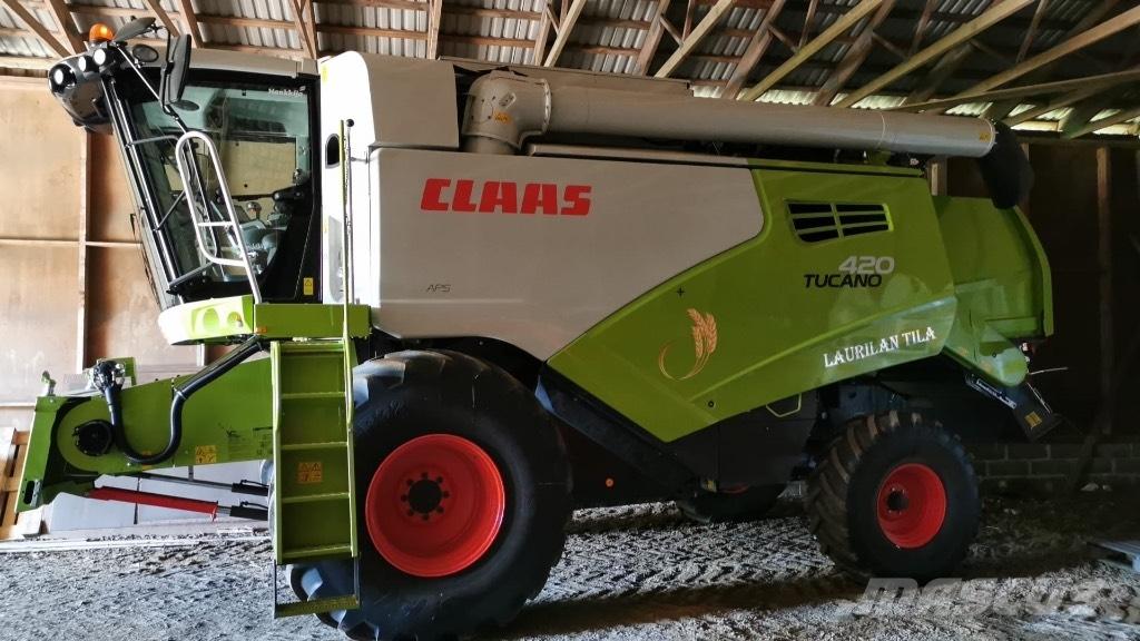 CLAAS Tucano 420 Ražas novākšanas kombaini