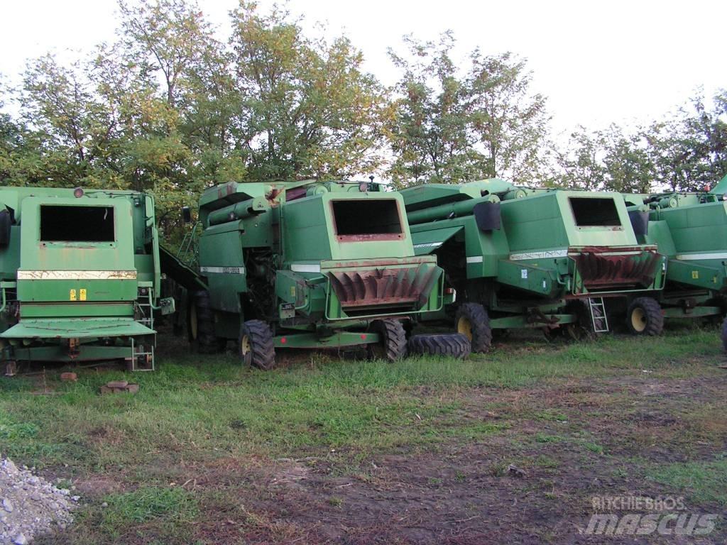 John Deere 2264 Ražas novākšanas kombainu papildaprīkojums