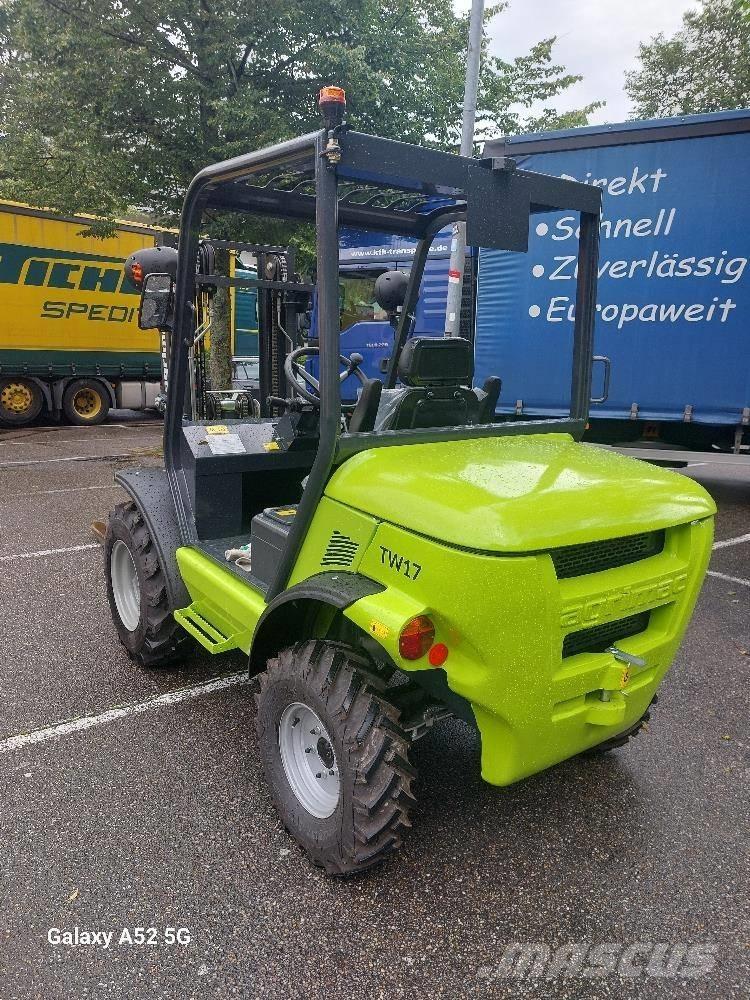 Agrimac TW 17 Tehnika ar dīzeļa dzinēju