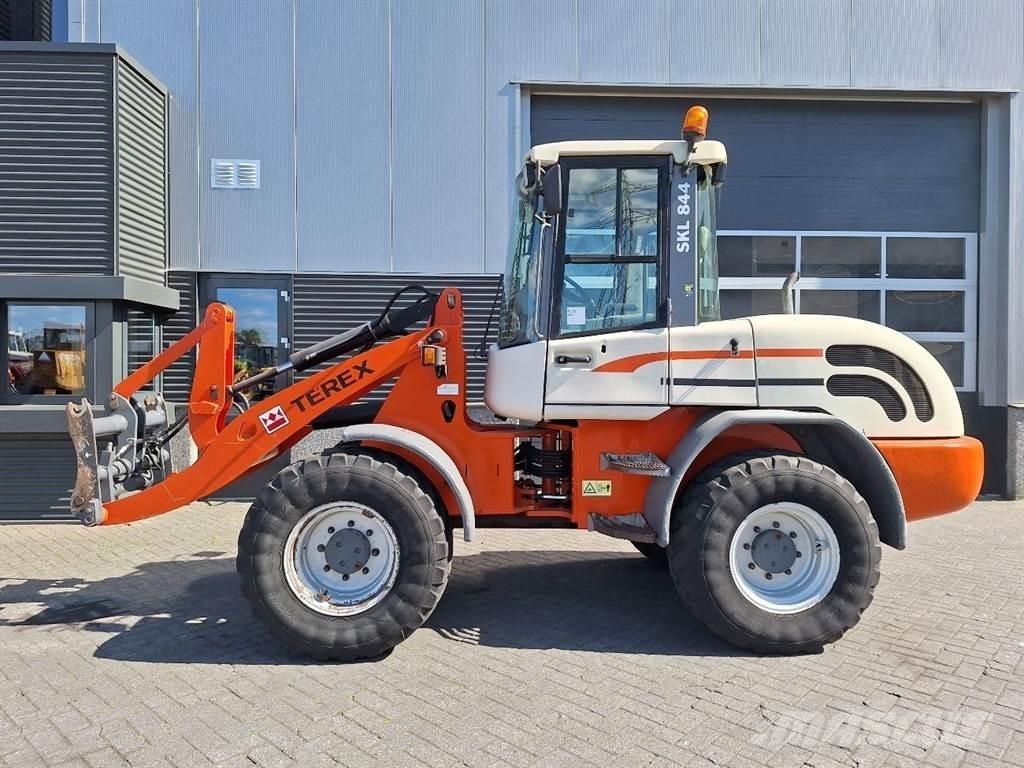 Schaeff SKL844 Iekrāvēji uz riteņiem