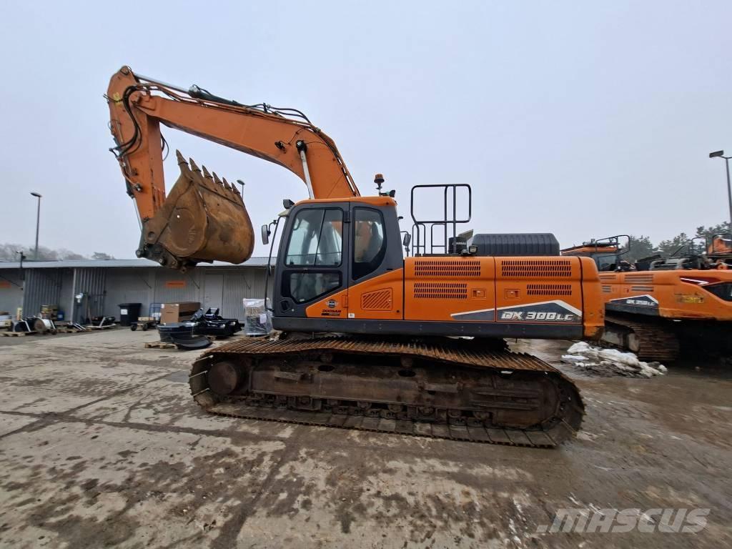 Doosan DX 300 LC-7 Kāpurķēžu ekskavatori