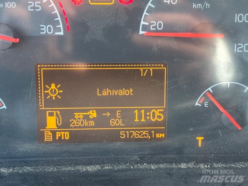 Volvo FH 440 6x4 Treileri ar āķi
