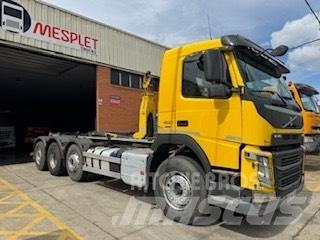 Volvo FM 460 Treileri ar āķi