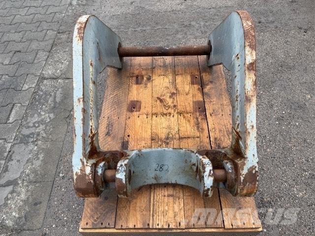 Liebherr BUCKET LINK Kausi