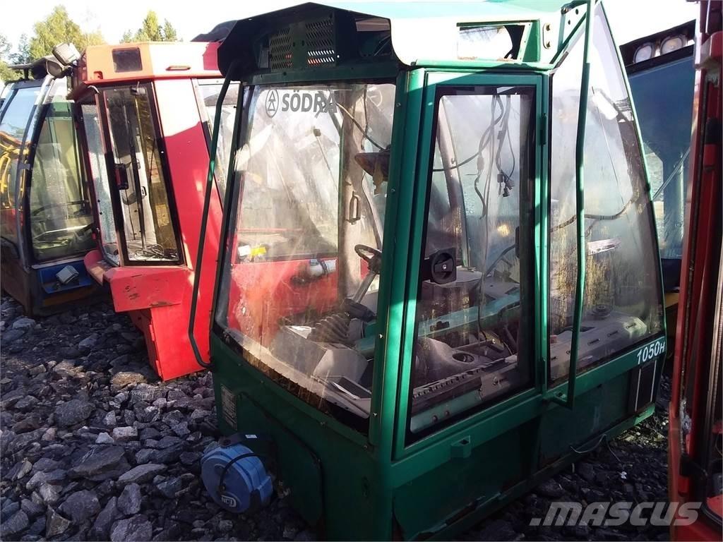 Gremo 1050f Kabīnes un interjers