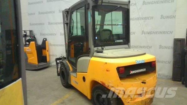 Jungheinrich DFG 430 Tehnika ar dīzeļa dzinēju