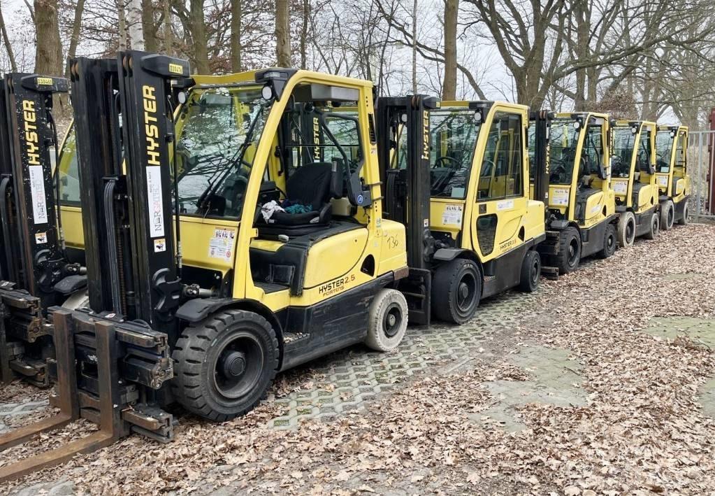 Hyster H2.5FT Tehnika ar dīzeļa dzinēju