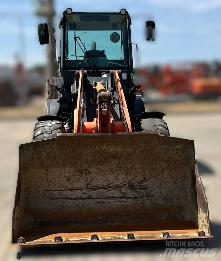 Komatsu WA 80-6 Iekrāvēji uz riteņiem