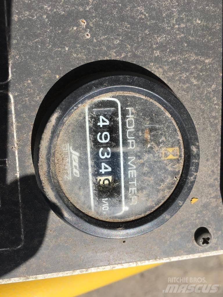 Sumitomo HA60W Asfalta klājēji